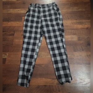 Women's Hot Topic Black and White Plaid Pants